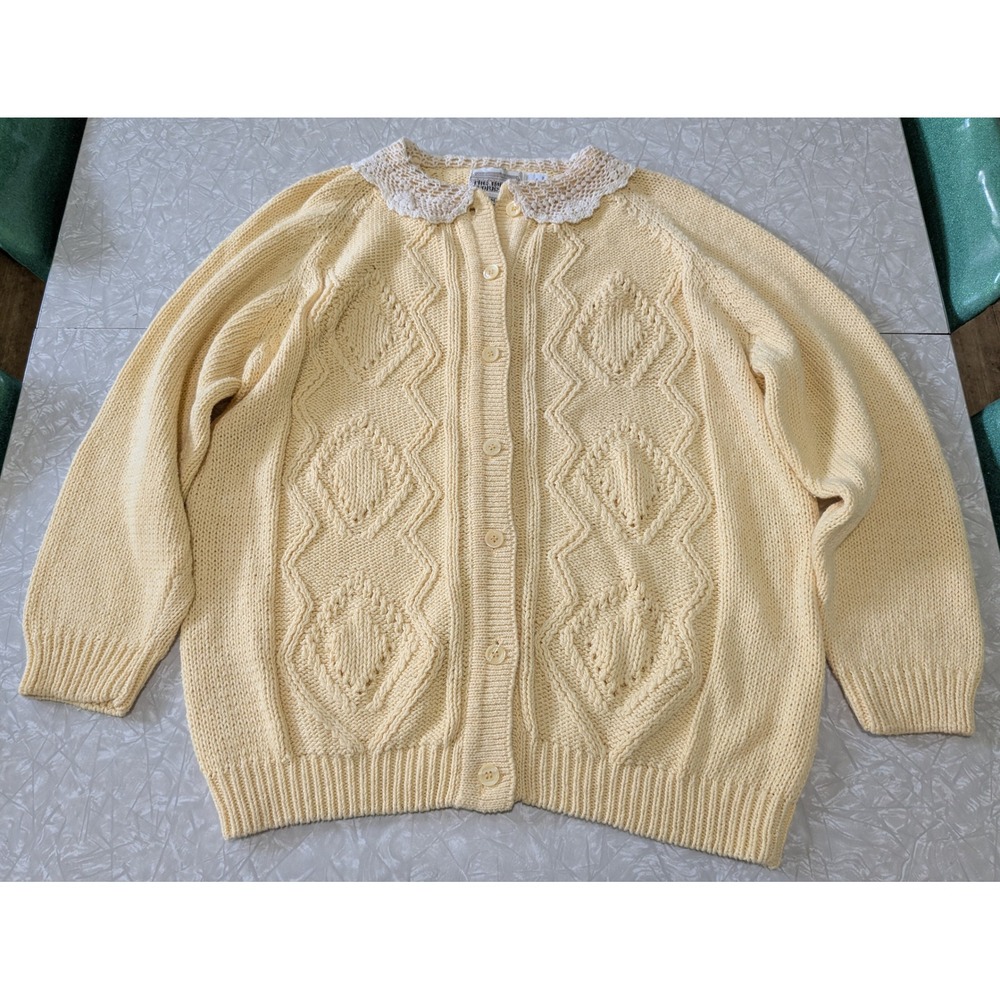 Vintage M Yellow Cable Knit Cardigan Lace Collar Grandmacore Cottagecore Cotton
